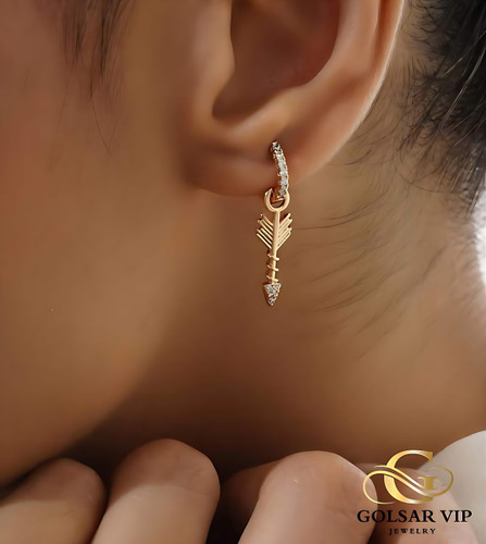 گوشواره حلقهای آویز تیر کمان رنگ ثابت و ضد حساسیت آلیاژ استیل با آبکاری طلا کیفیت بالا