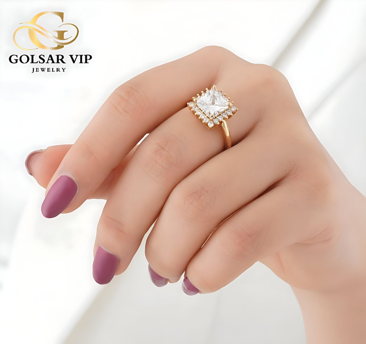 انگشتر نشان براق رنگ ثابت و ضد حساسیت آلیاژ استیل با آبکاری طلا کیفیت عالی