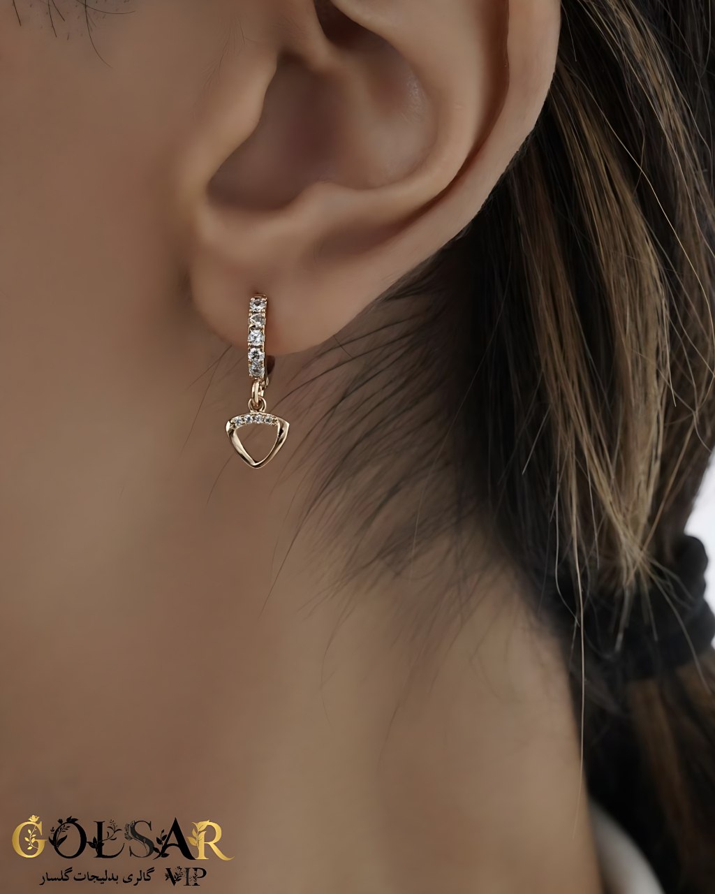 گوشواره آویز قلب رنگ ثابت و ضد حساسیت آلیاژ استیل با آبکاری طلا کیفیت بالا