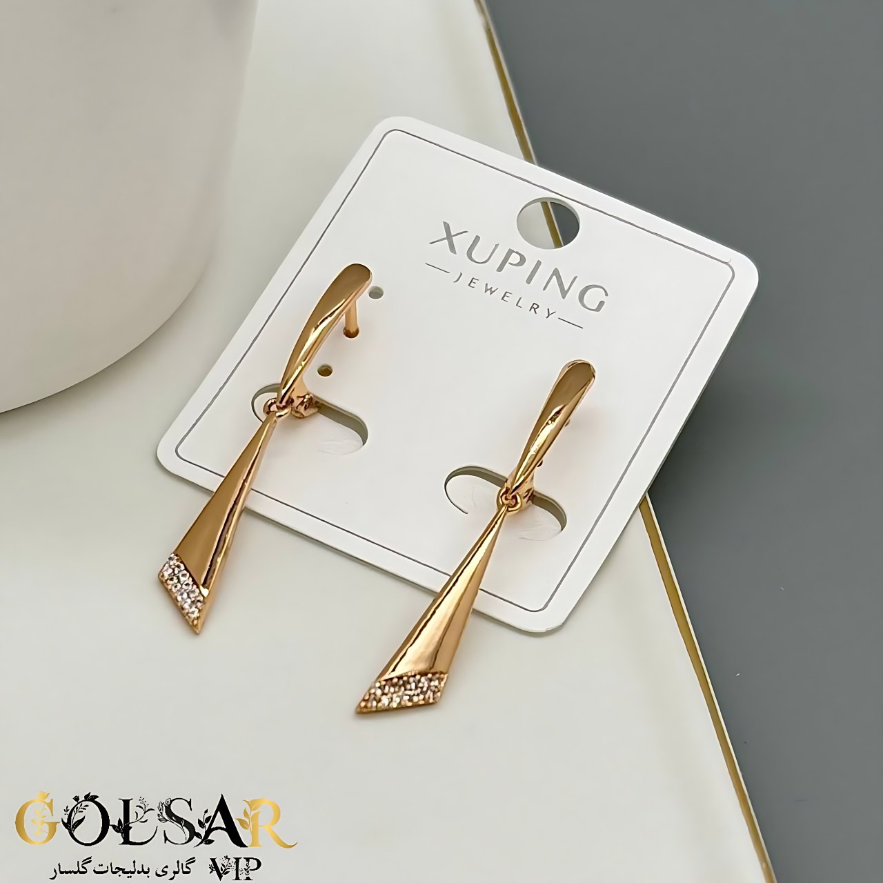 گوشواره ژئومتریک طلایی رنگ ثابت و ضد حساسیت آلیاژ استیل با آبکاری طلا کیفیت بالا