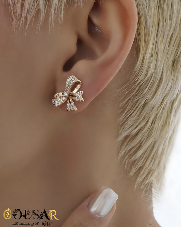 گوشواره پاپیون نگینی رنگ ثابت و ضد حساسیت آلیاژ استیل با آبکاری طلا کیفیت بالا