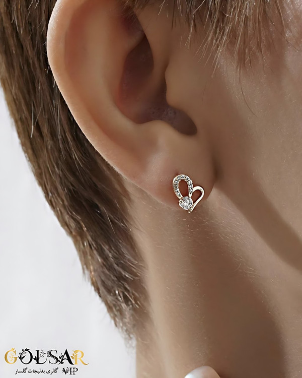 گوشواره قلب رنگ ثابت و ضد حساسیت آلیاژ استیل با آبکاری طلا کیفیت بالا