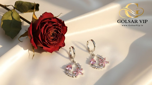 گوشواره گل با قلب نگینی رنگ ثابت و ضد حساسیت آلیاژ استیل با کیفیت بالا