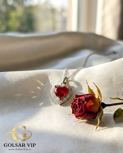 گردنبند قلب نگین قرمز رنگ ثابت و ضد حساسیت آلیاژ استیل کیفیت بالا