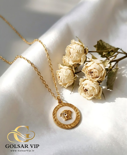 گردنبند ورساچ رنگ ثابت و ضد حساسیت آلیاژ استیل با آبکاری طلا کیفیت عالی
