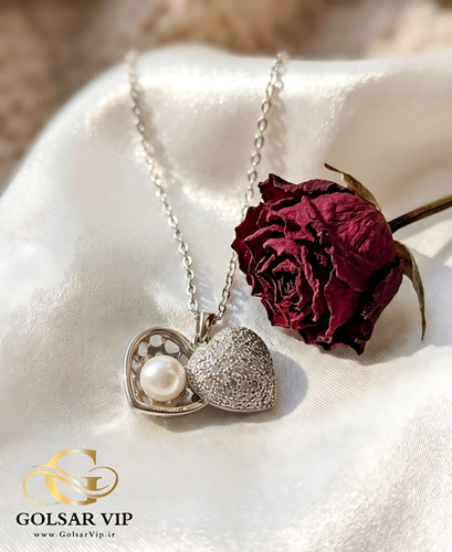 گردنبند قلب رنگ ثابت و ضد حساسیت آلیاژ استیل با کیفیت عالی