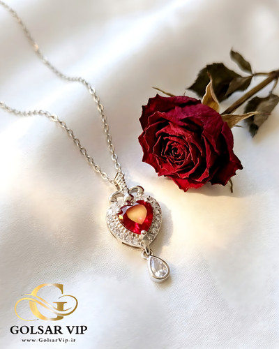 گردنبند قلب قرمز رنگ ثابت و ضد حساسیت آلیاژ استیل با کیفیت عالی