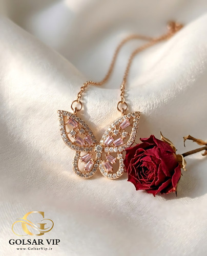 گردنبند پروانه رنگ ثابت و ضد حساسیت آلیاژ استیل با آبکاری طلا کیفیت بالا