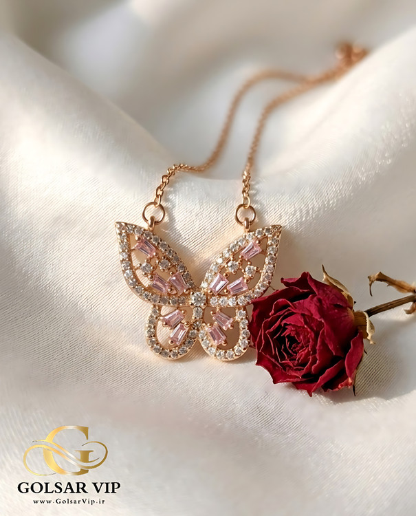 گردنبند پروانه رنگ ثابت و ضد حساسیت آلیاژ استیل با آبکاری طلا کیفیت بالا